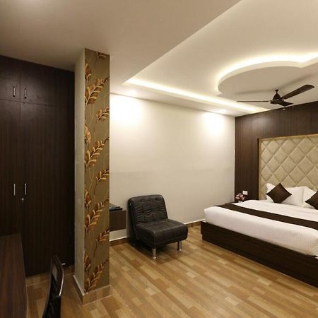 Hotel Rich Inn Chennai Eksteriør bilde