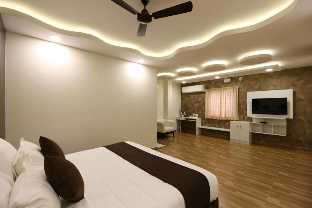 Hotel Rich Inn Chennai Eksteriør bilde